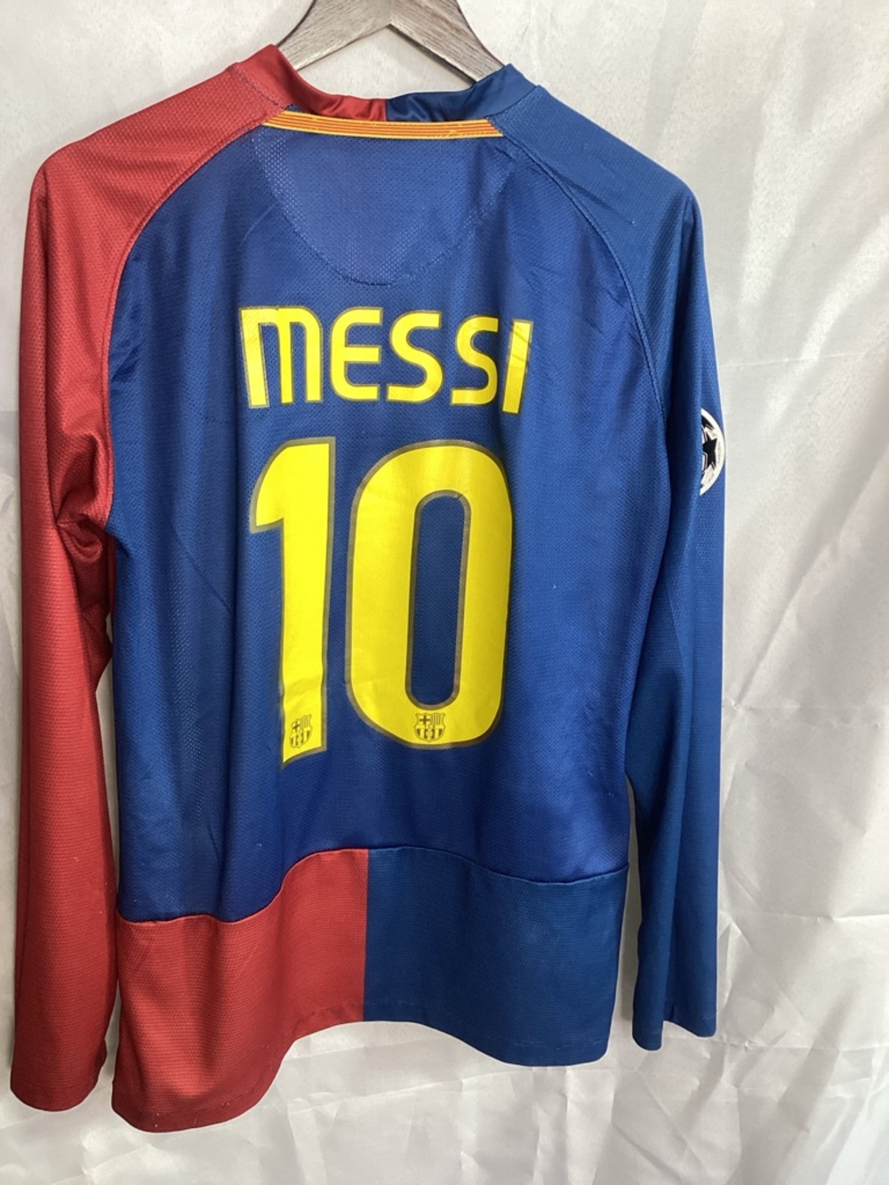 Lionel Messi #10 FC Barcelona Long Sleeve Jersey - Navy & Red with Yellow Print
